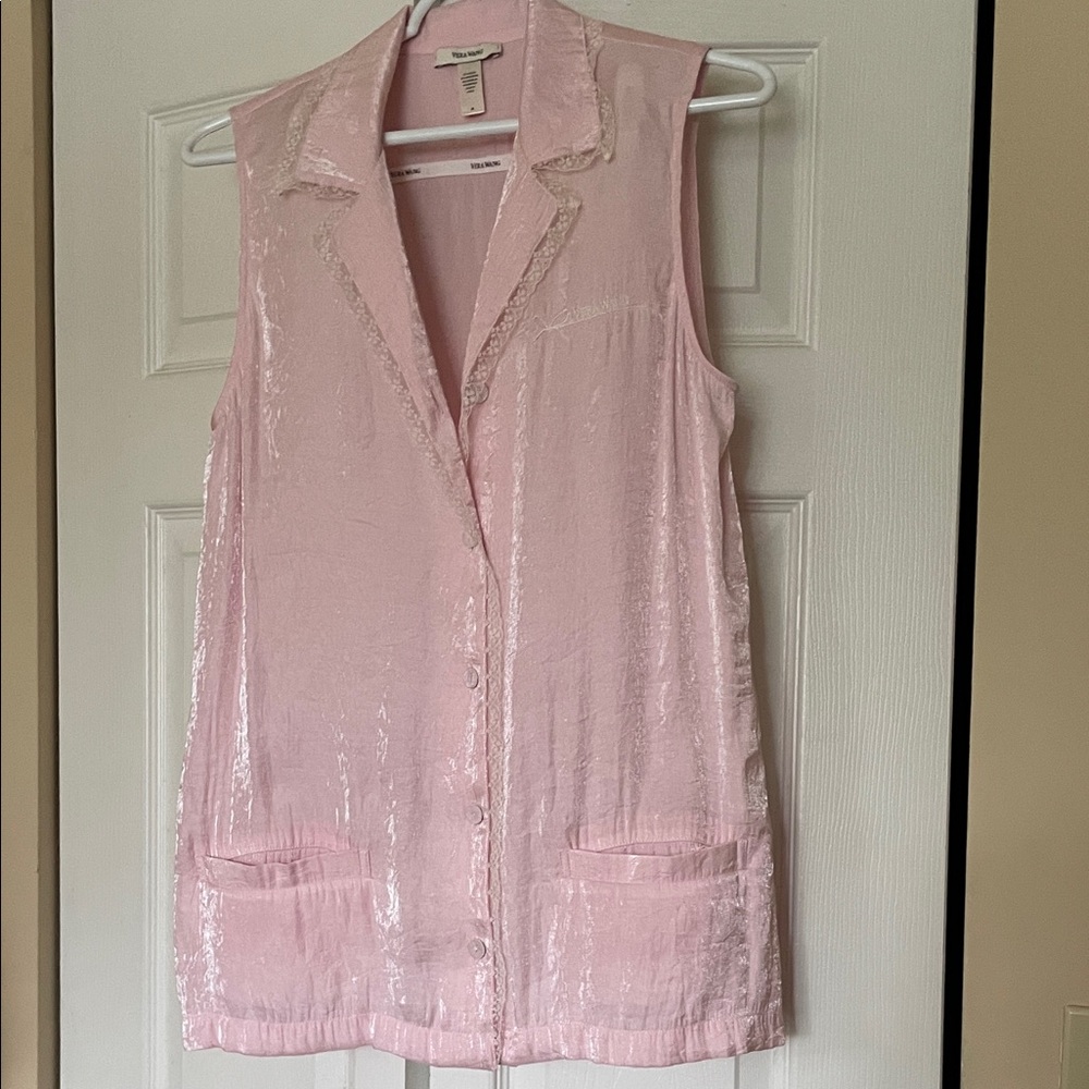Vera Wang 2 piece pajama set. Pretty pink. Size M.